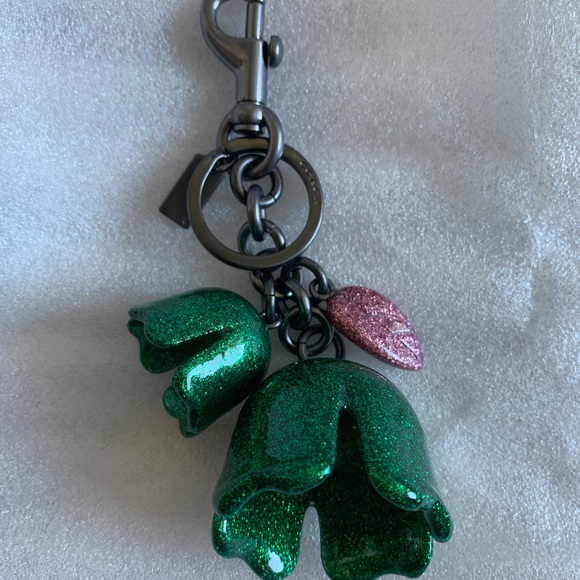 Coach Glitter Resin Tea Rose keychain /Bag Charm - Picture 1 of 7